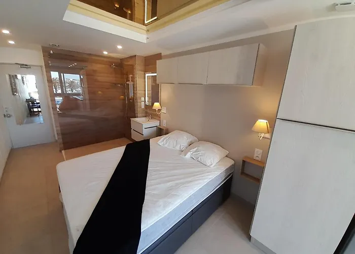 Village Naturiste Cosy شقة *